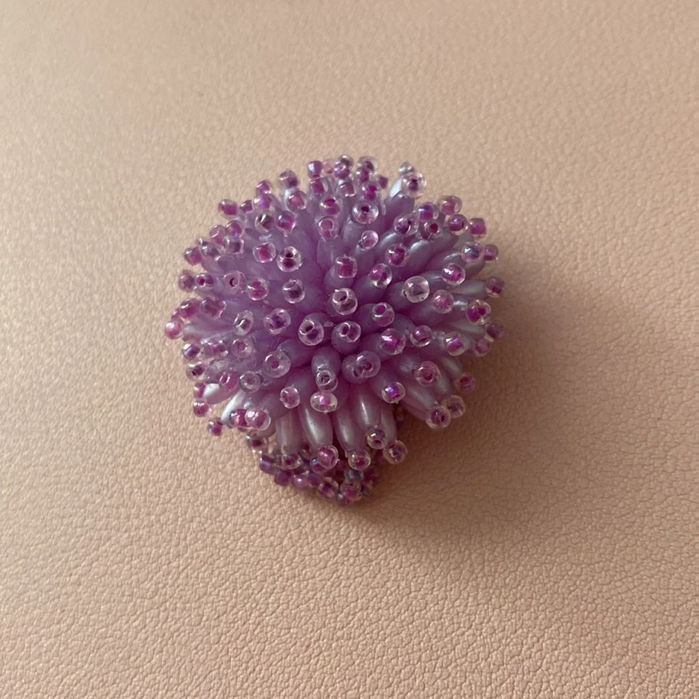 ❄️ 5 for $20.❄️ Purple Beaded Ring ❄️ - Picture 2 of 6